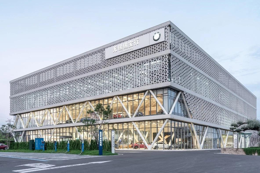 Компания по продажам и обслуживанию автомобилей Уси Синьбаохан, ООО.